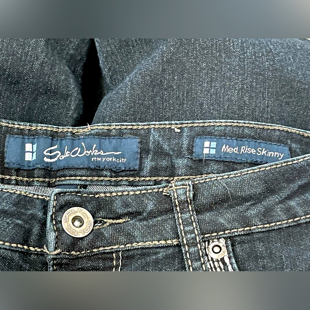 “SALT WORKS” NYC LADIES MID-RISE SKINNY EMBELLISHED JEAN WITH POCKETS, SIZE 4 - Picture 7 of 7